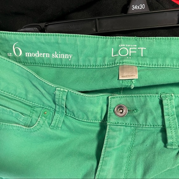 Ann Taylor LOFT Green Modern Skinny Pants - Picture 5 of 5